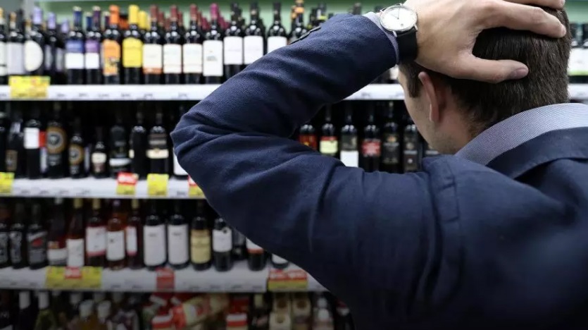 ФАС не поддерживает идею дать регионам право запрещать продажу алкоголя до 21 года